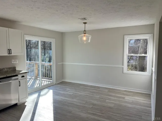 $259,900 | 3567 Wards Road, Altavista, VA 24517