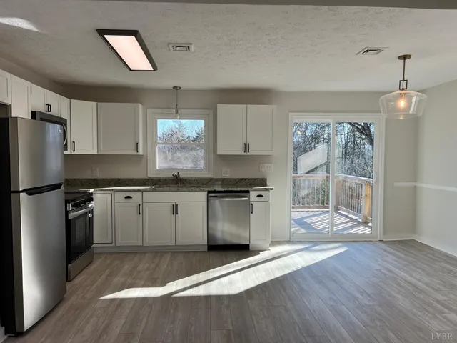 $259,900 | 3567 Wards Road, Altavista, VA 24517