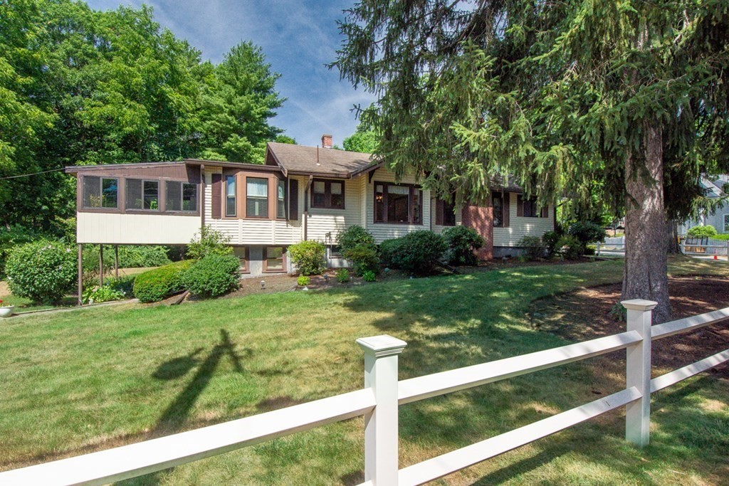77 Marked Tree Road Needham, MA 02492 - Photo 2 of 23