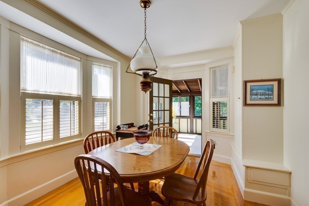 77 Marked Tree Road Needham, MA 02492 - Photo 8 of 23