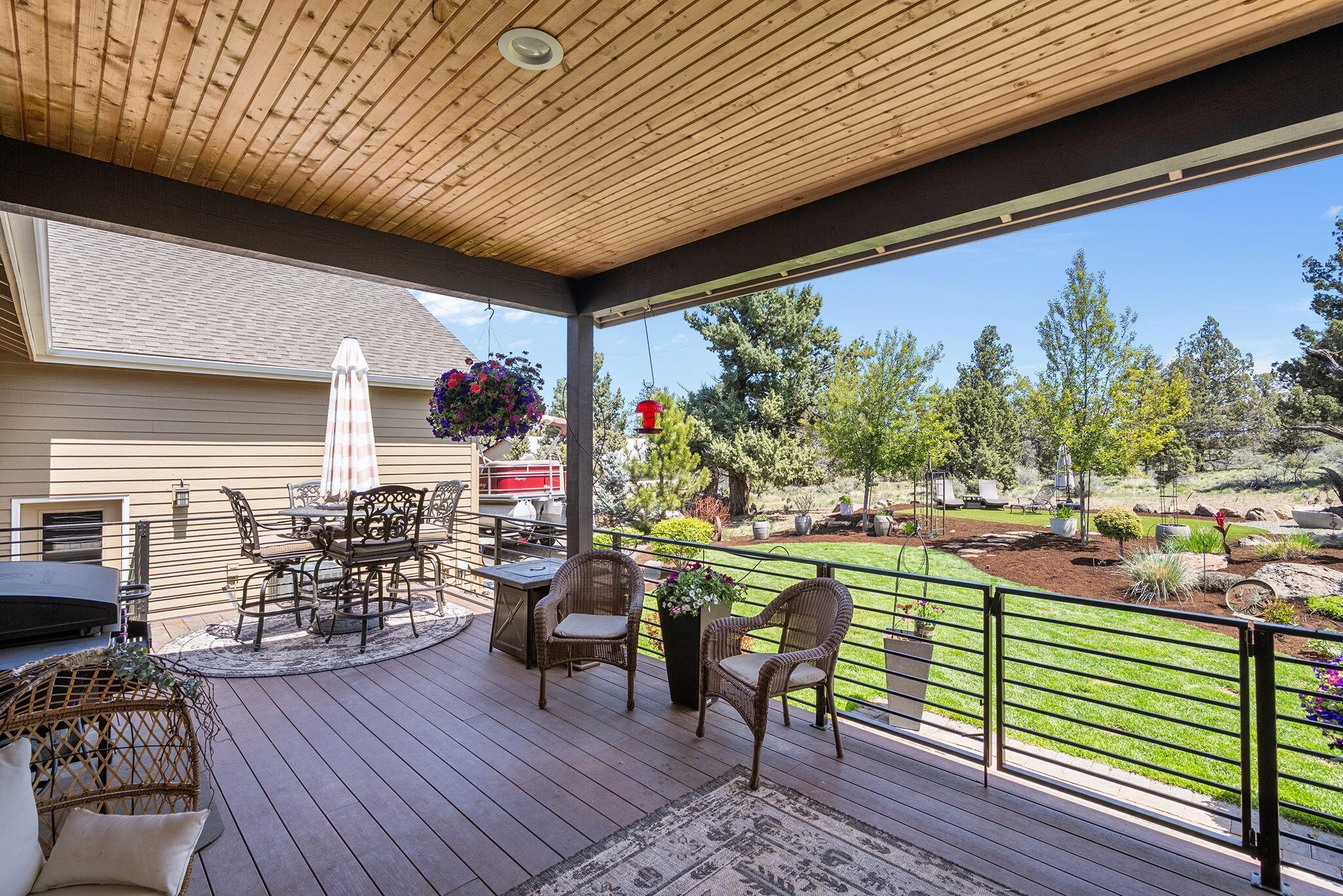68050 Fryrear Road Sisters, OR 97759 - Photo 33 of 56 33-web-or-mls-_DSC5517