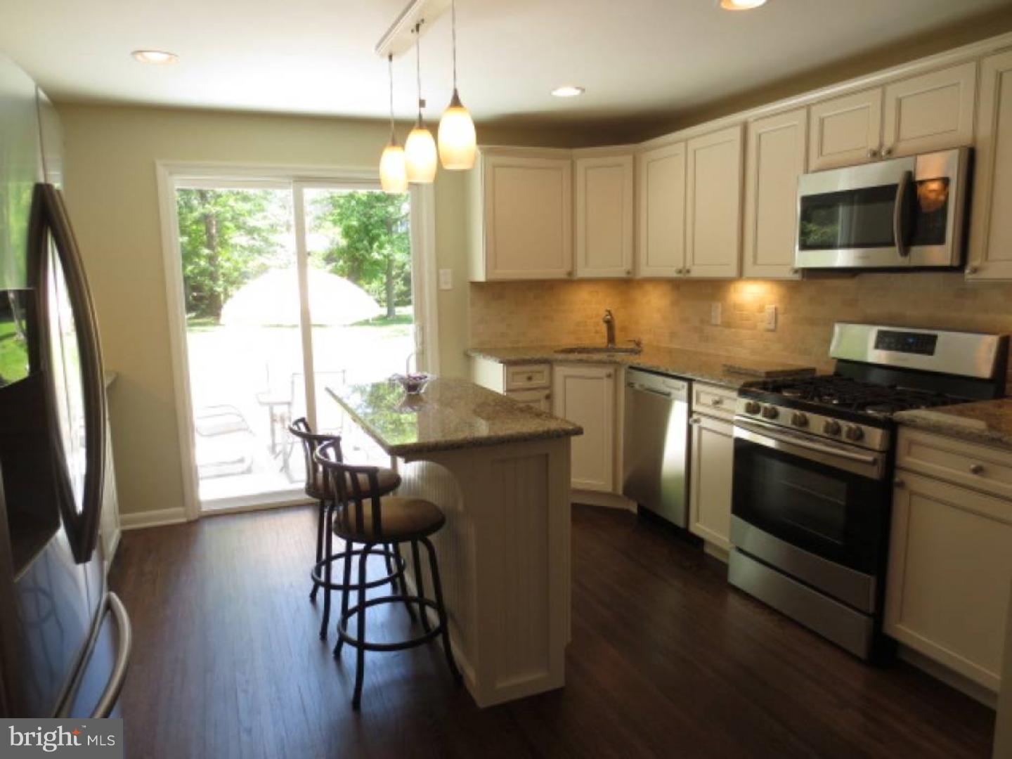 451 Covered Bridge Road Cherry Hill, NJ 08034 - Photo 2 of 21
