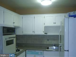 12410 Dunks Ferry Road Philadelphia, PA 19154 - Photo 4 of 6