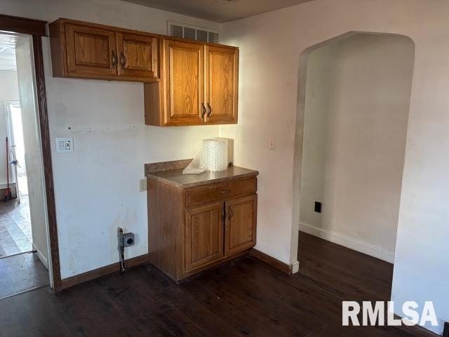 2007 10th Street Silvis, IL 61282 - Photo 6 of 9