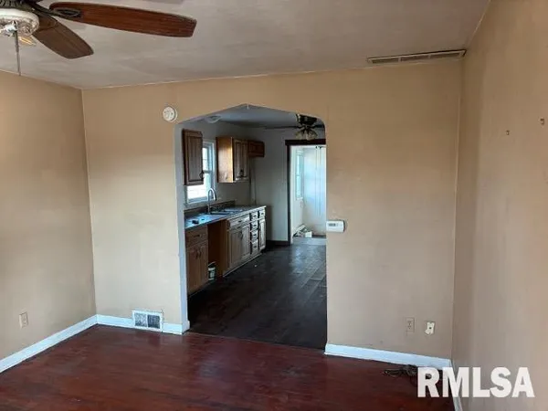 $169,000 | 2007 10th Street, Silvis, IL 61282