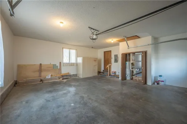 $199,500 | 603 Lakeside Court, Girard, KS 66743