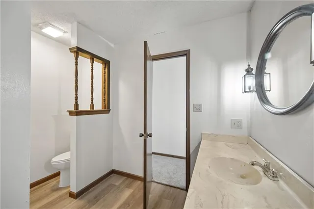 $199,500 | 603 Lakeside Court, Girard, KS 66743