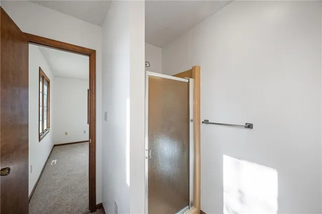 $199,500 | 603 Lakeside Court, Girard, KS 66743