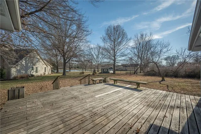 $199,500 | 603 Lakeside Court, Girard, KS 66743