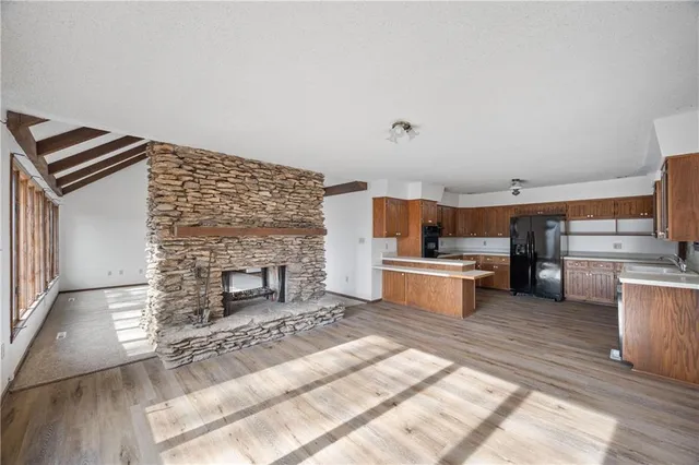 $199,500 | 603 Lakeside Court, Girard, KS 66743