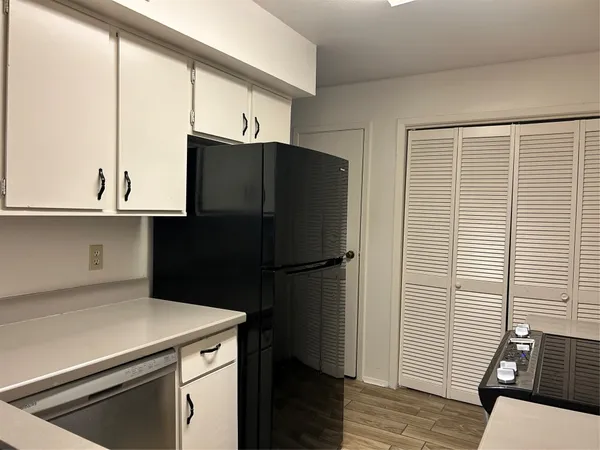 $1,375 | 8038 Sands Point Drive, Unit B, Houston, TX 77036