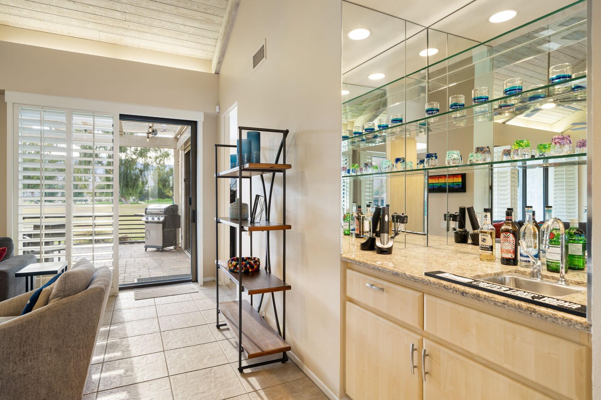 717 Inverness Drive Rancho Mirage, CA 92270 - Photo 13 of 36 17-web-or-mls-JBInverness_2022_017