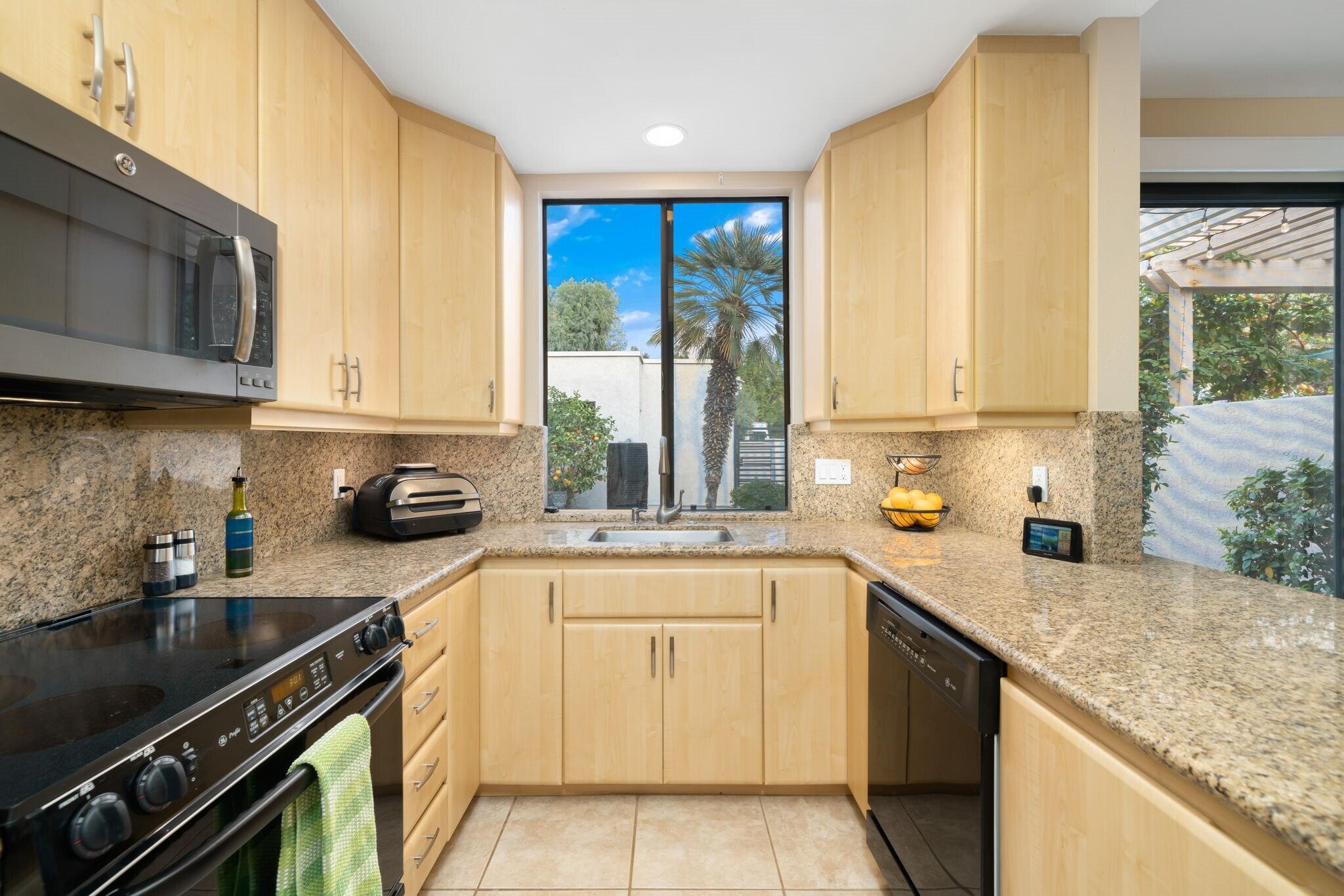 717 Inverness Drive Rancho Mirage, CA 92270 - Photo 20 of 36 25-web-or-mls-JBInverness_2022_025