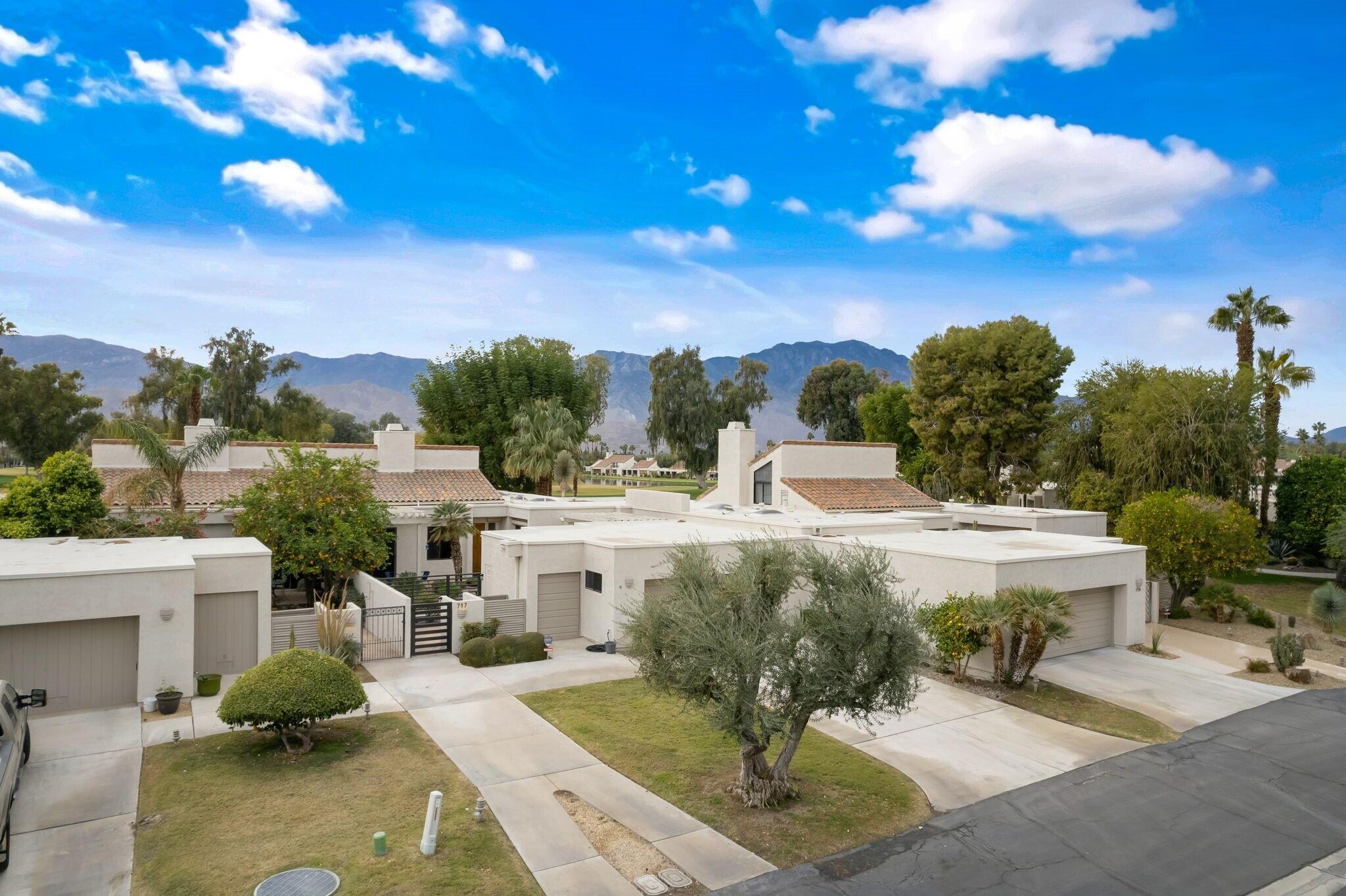 717 Inverness Drive Rancho Mirage, CA 92270 - Photo 3 of 36 3-web-or-mls-JBInverness_2022_003