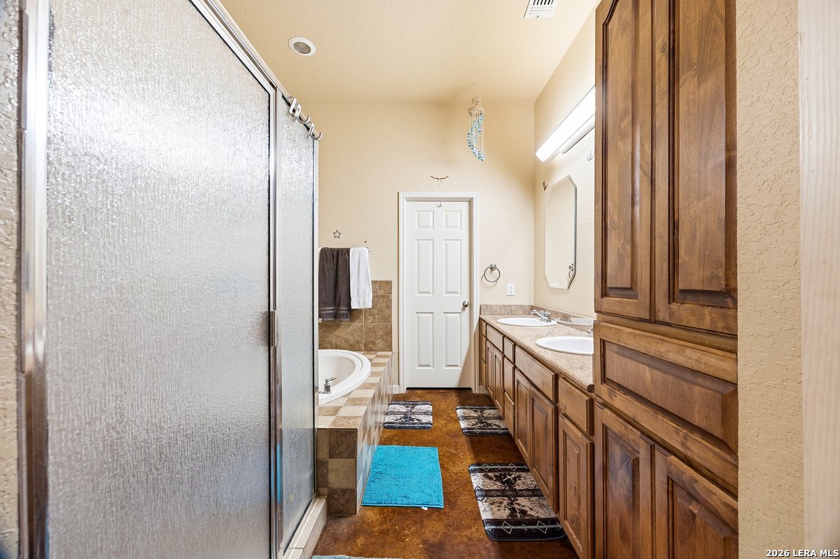 16306 Somerset Road, Unit 2 Von Ormy, TX 78073 - Photo 19 of 49