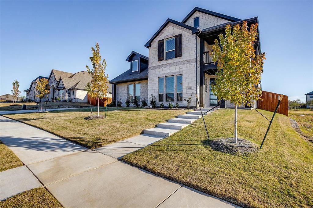 5214 Rowlan Row Midlothian, TX 76065 - Photo 2 of 40