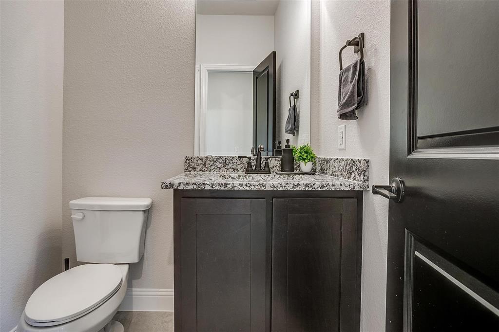 5214 Rowlan Row Midlothian, TX 76065 - Photo 29 of 40