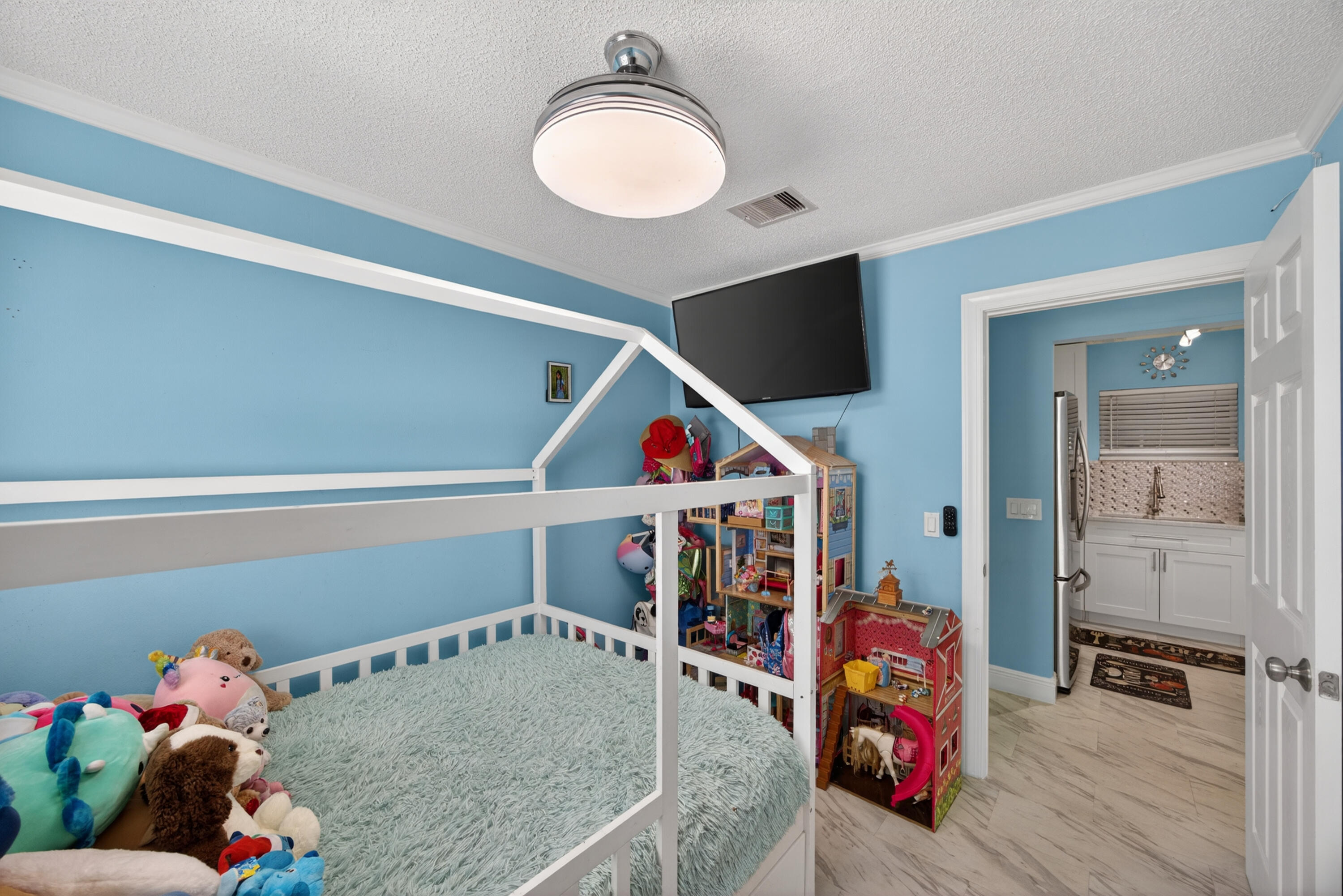 1020 Avon Road West Palm Beach, FL 33401 - Photo 8 of 19 PT7A0382 2