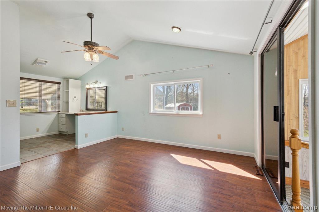 40320 Alden Road Belleville, MI 48111 - Photo 24 of 66