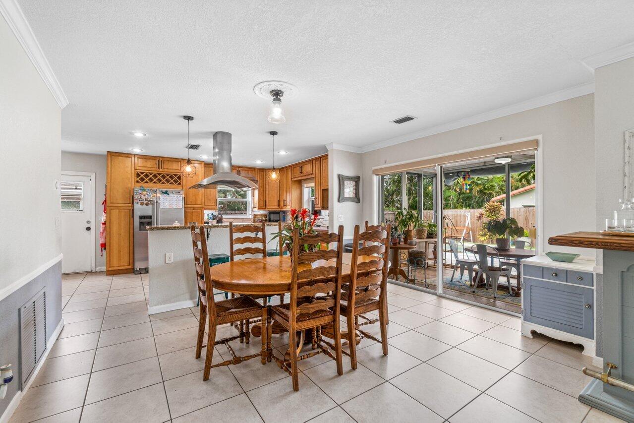 1041 Northwest 3rd Street Boca Raton, FL 33486 - Photo 11 of 35 011-1041Northwest3rdStreet-BocaRaton-FL-