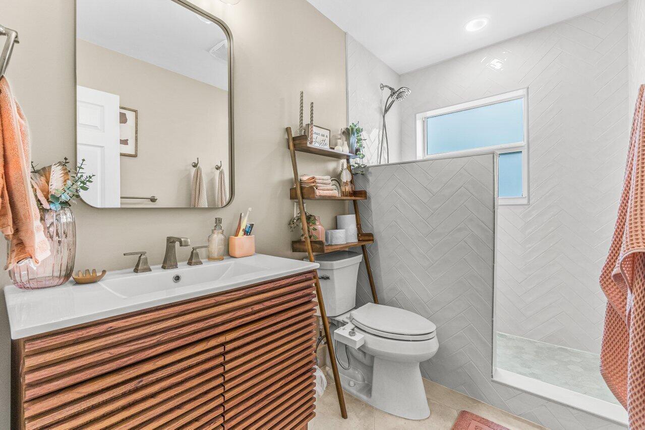 1041 Northwest 3rd Street Boca Raton, FL 33486 - Photo 18 of 35 018-1041Northwest3rdStreet-BocaRaton-FL-