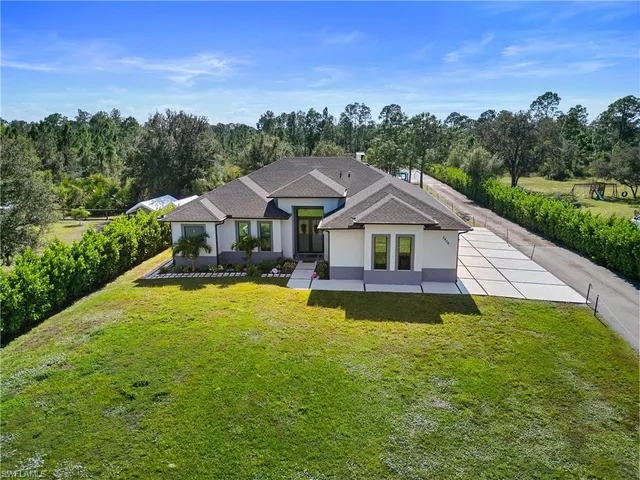 $4,200 | 2406 37th Avenue Northeast, Naples, FL 34120