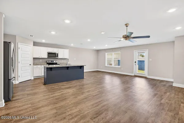 $2,450 | 6550 Eastland Circle, Biloxi, MS 39532