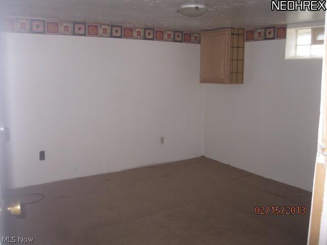 8311 Snow Road Parma, OH 44129 - Photo 12 of 14