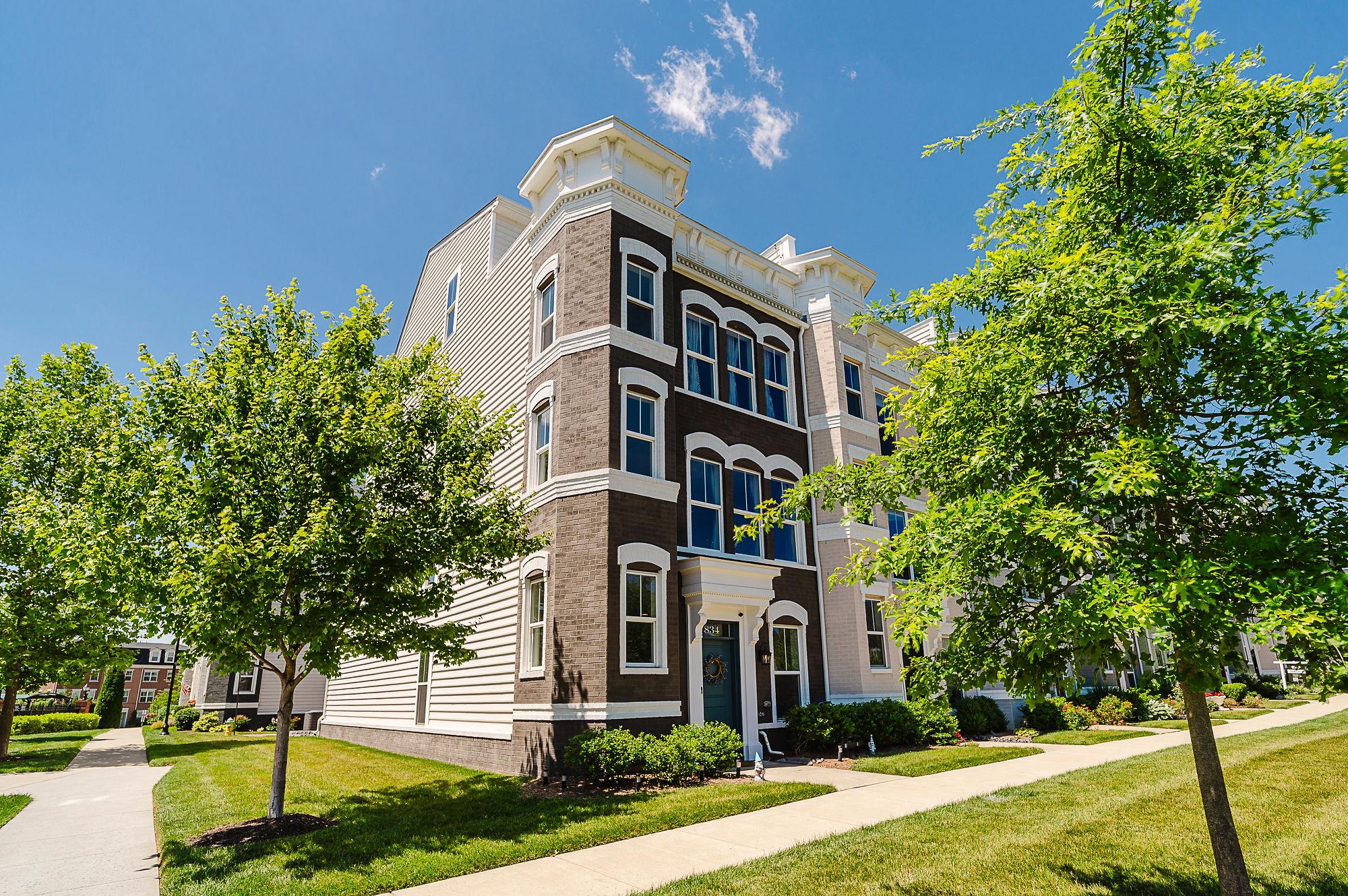 834 Lindley Road Frederick, MD 21701 - Photo 3 of 79 Look at these turret-like, window-filled bays!