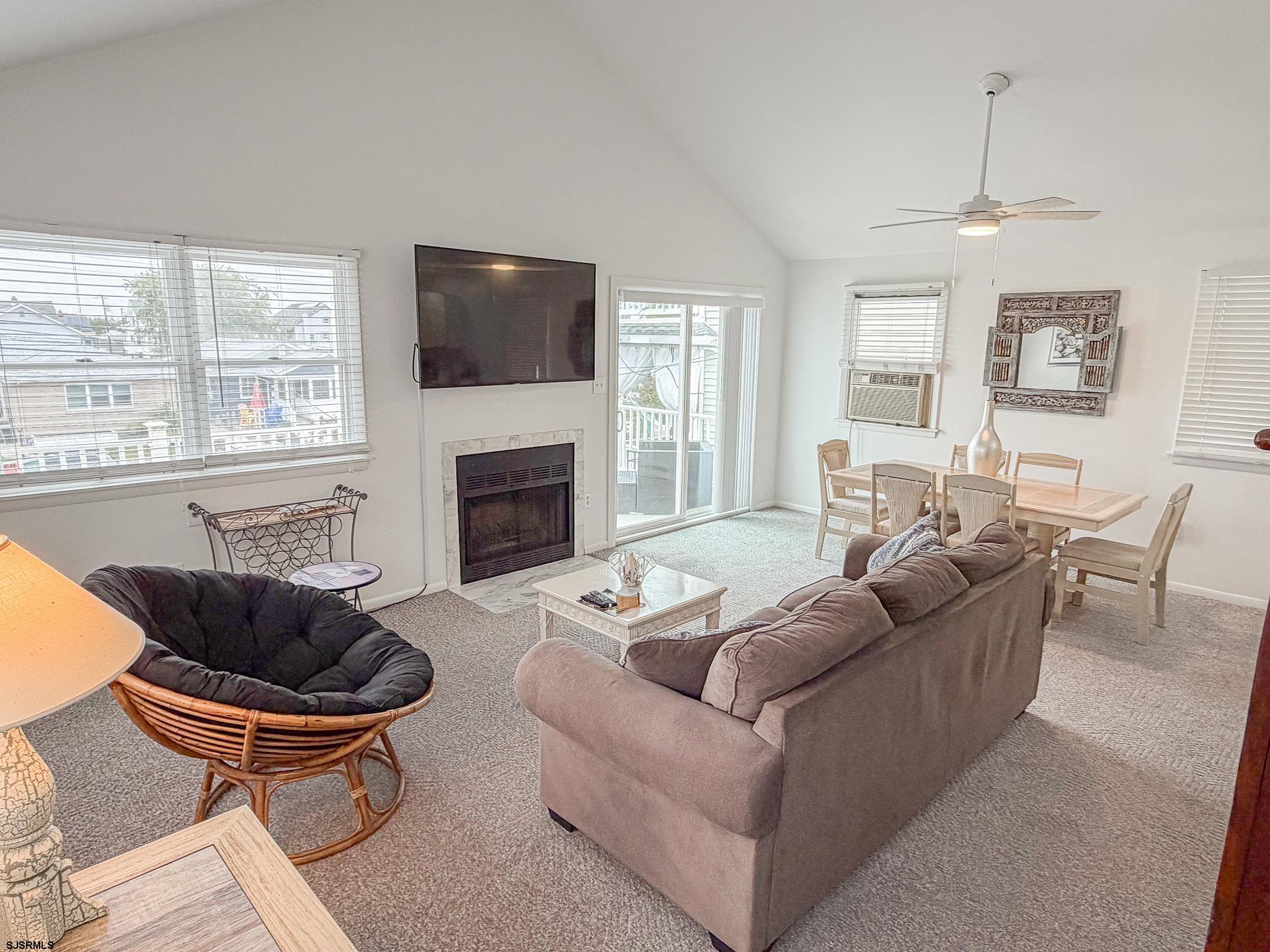 29 Central Road, Unit 2 Ocean City, NJ 08226 - Photo 4 of 21 Gallery Image 4