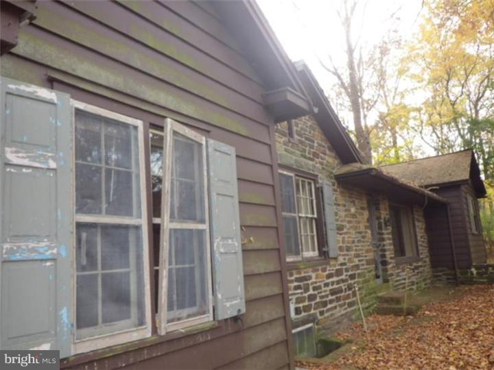 37-000 Crum Creek Road Media, PA 19063 - Photo 2 of 13 Gallery Image 2