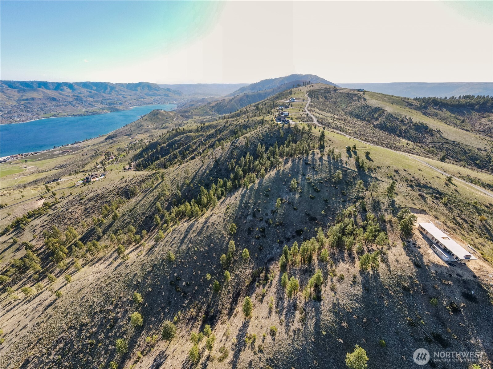 282 Hawks Ridge Road Chelan, WA 98816 - Photo 15 of 17