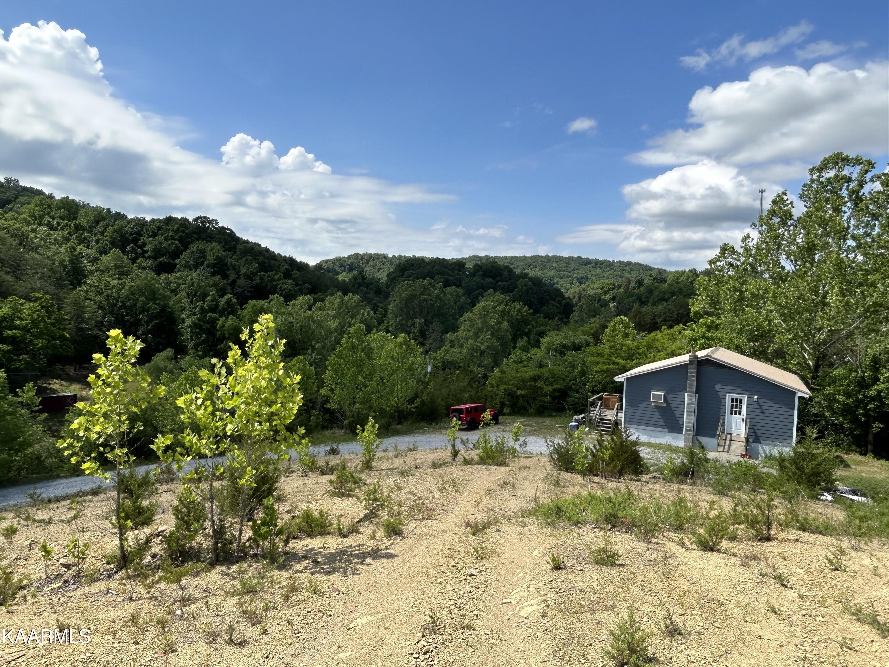 143 Lautner Road Bulls Gap, TN 37711 - Photo 3 of 19 IMG-7524