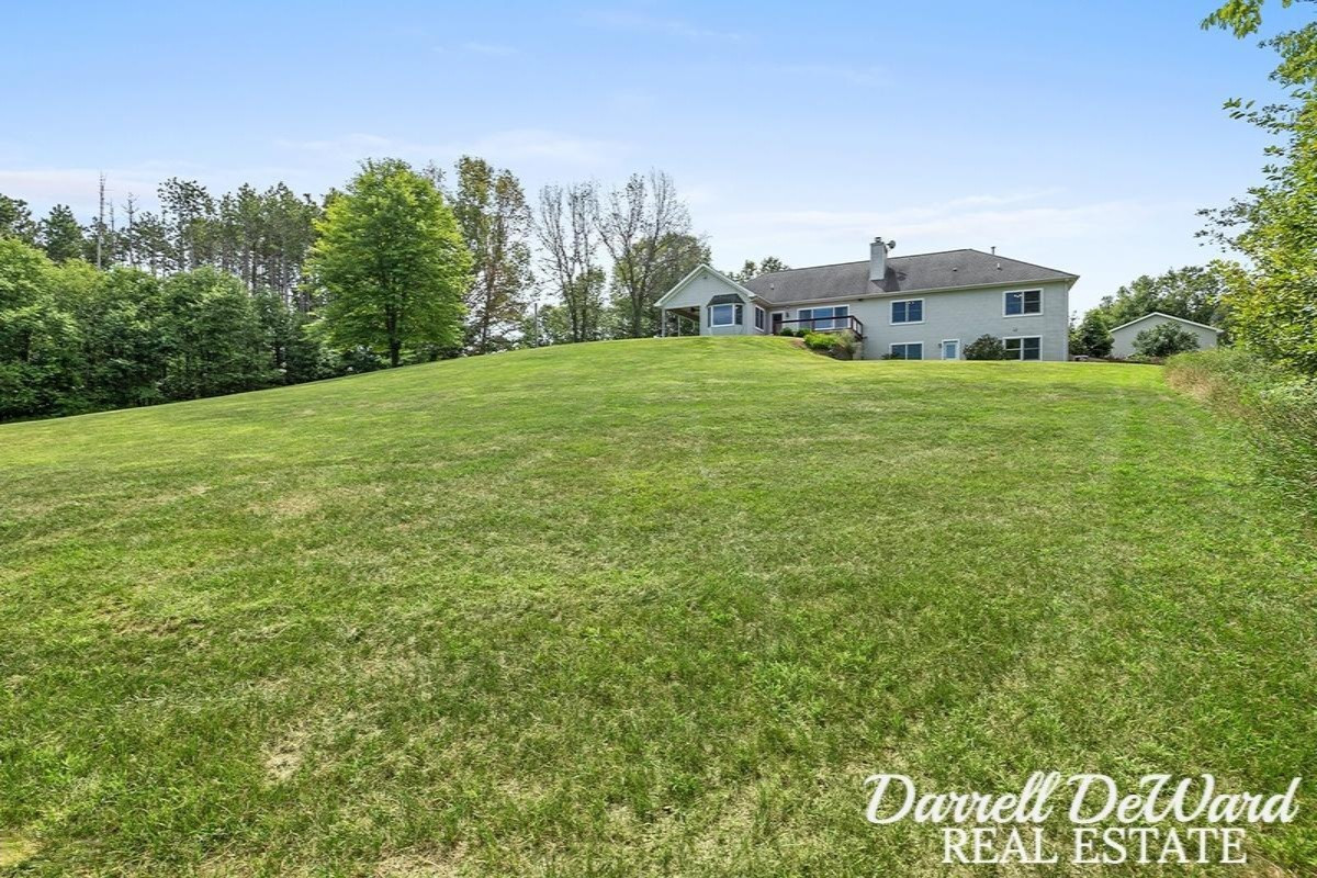 1000 Willits Road Hastings, MI 49058 - Photo 31 of 56 IMG_1035