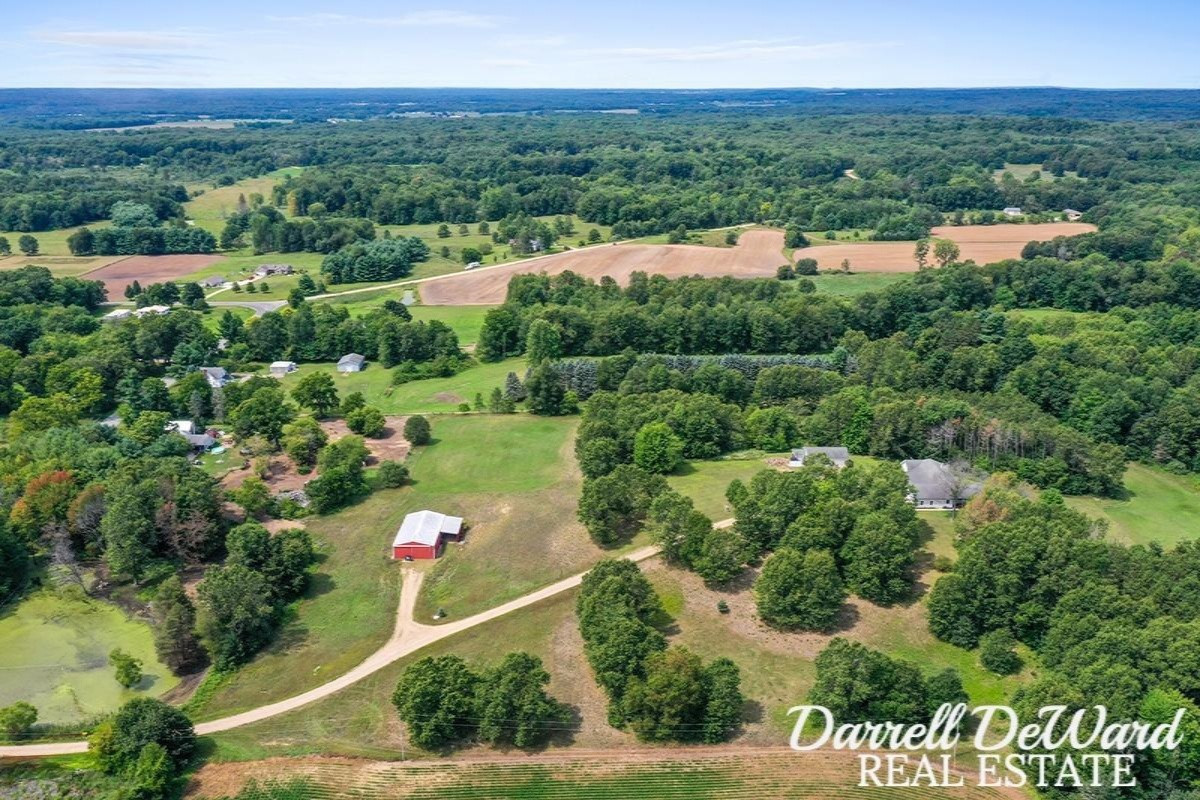 1000 Willits Road Hastings, MI 49058 - Photo 41 of 56 IMG_1046