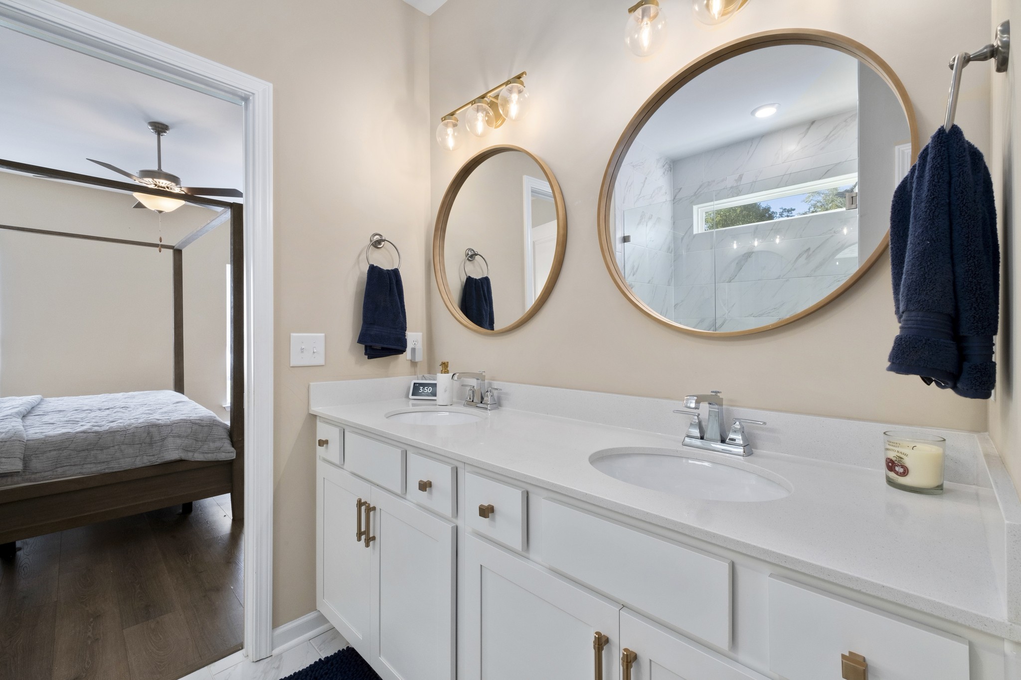 426 Butler Road Mount Juliet, TN 37122 - Photo 20 of 41 a en suite bathroom with a double vanity sink and a mirror