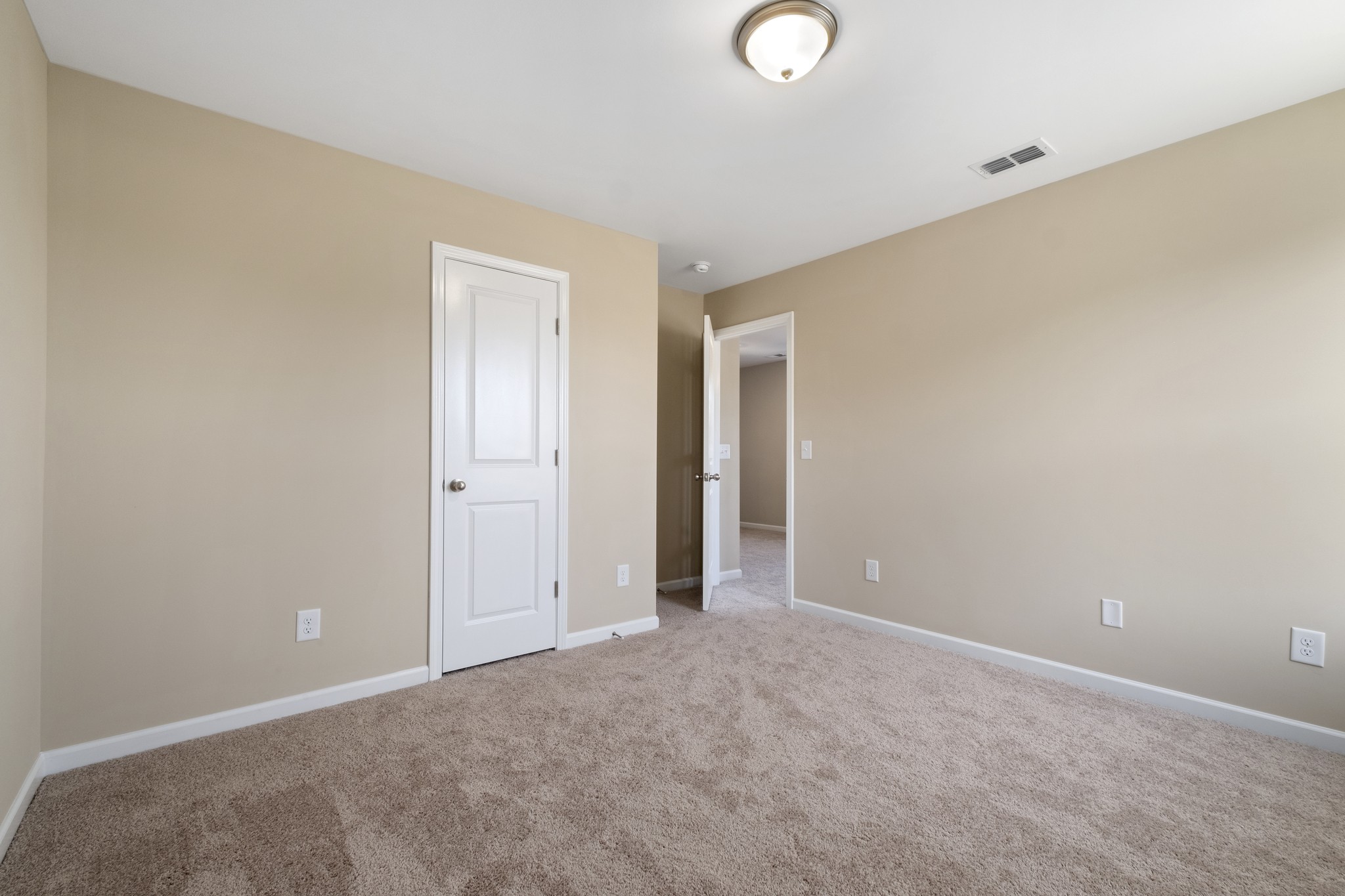 426 Butler Road Mount Juliet, TN 37122 - Photo 27 of 41 an empty room with closet area