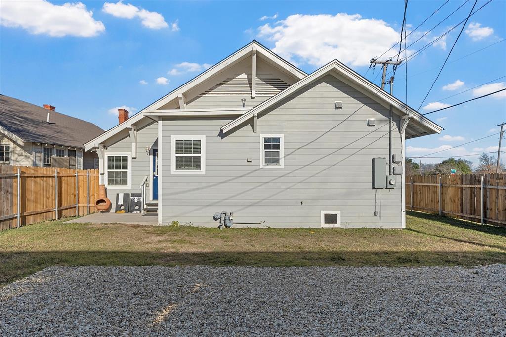 1200 North 15th Street Waco, TX 76707 - Photo 3 of 19 a view of a house with a yard