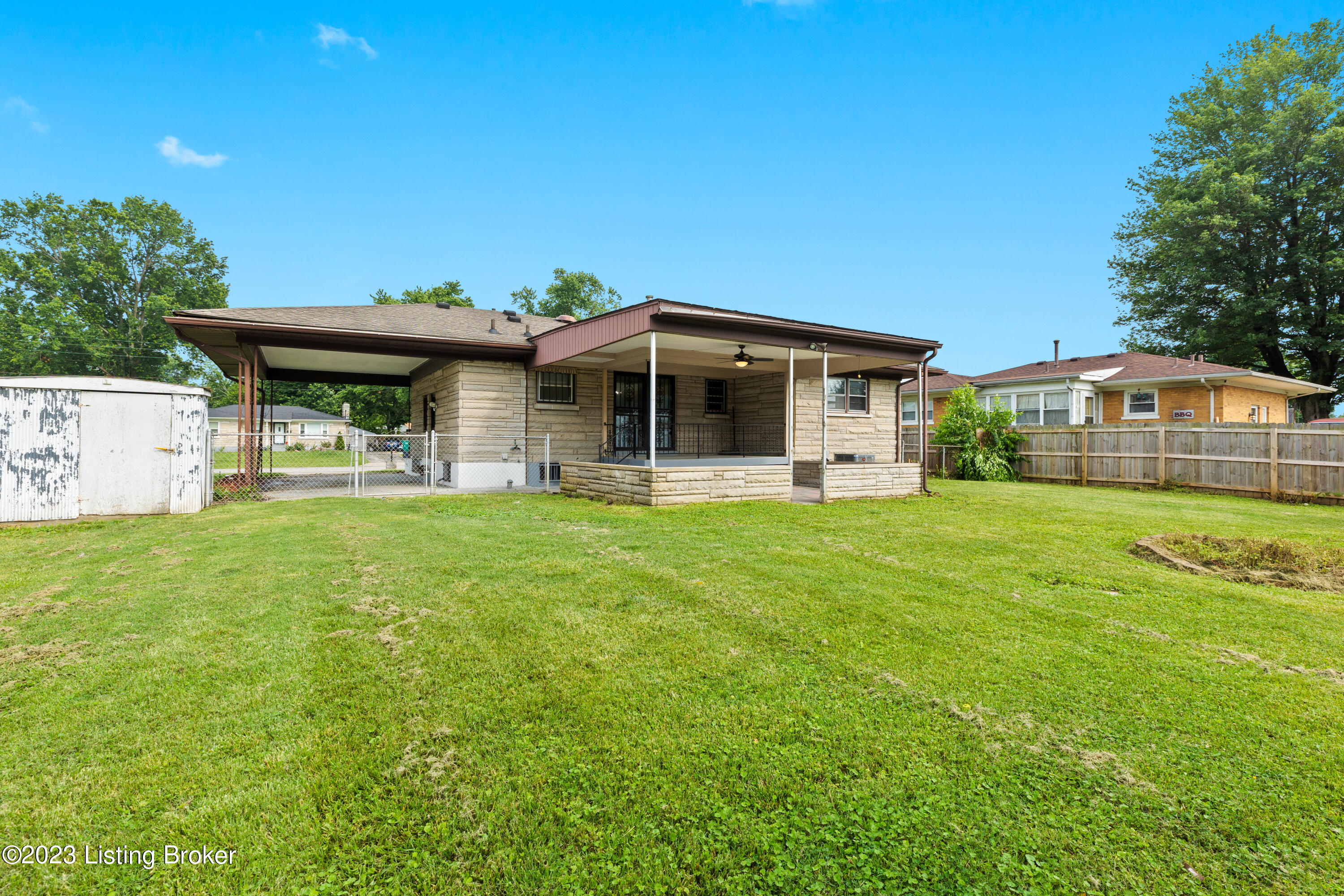 10814 Marcitis Road Louisville, KY 40272 - Photo 20 of 21 10814 Marcitis Rd-11