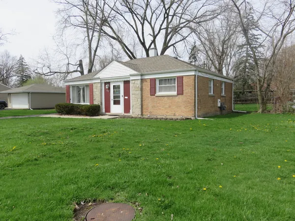 $152,000 | 257 Minocqua Street, Park Forest, IL 60466