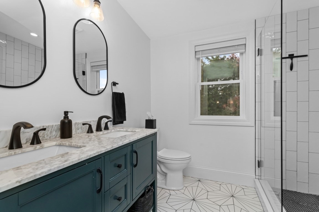 102 Milton Street Boston, MA 02124 - Photo 12 of 19