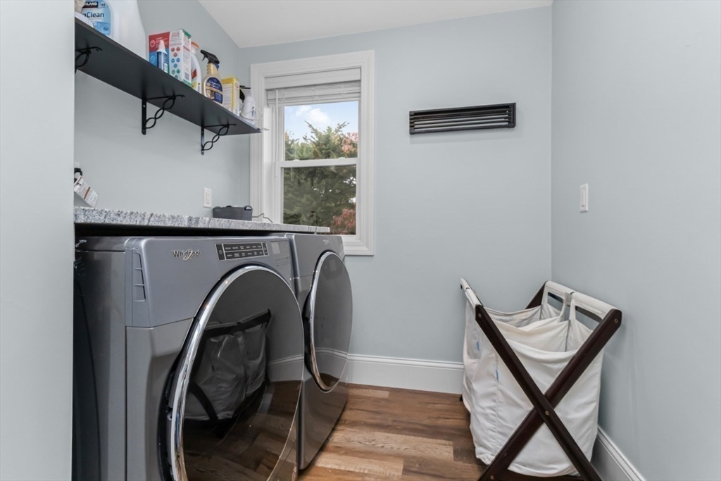 102 Milton Street Boston, MA 02124 - Photo 13 of 19