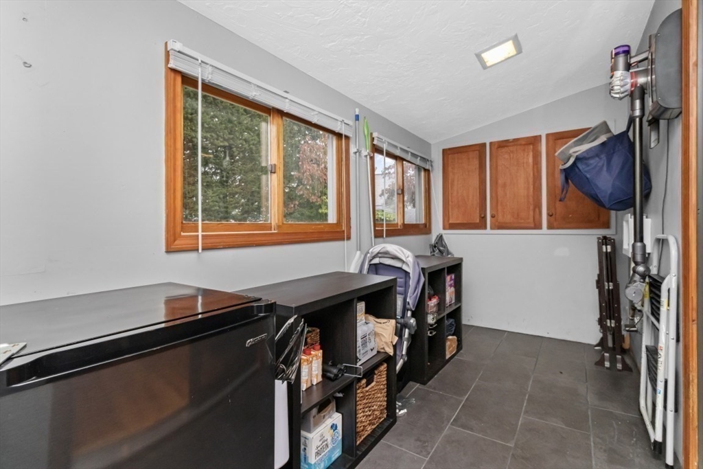 102 Milton Street Boston, MA 02124 - Photo 15 of 19