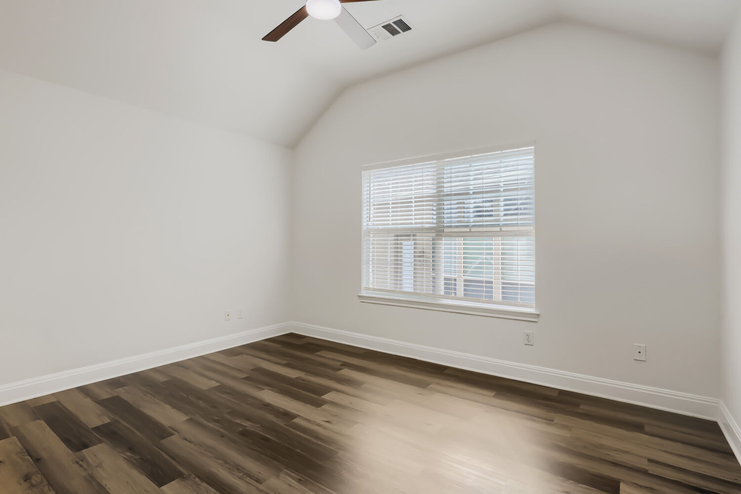 112 Aria Ridge Austin, TX 78738 - Photo 16 of 30 an empty room with a window
