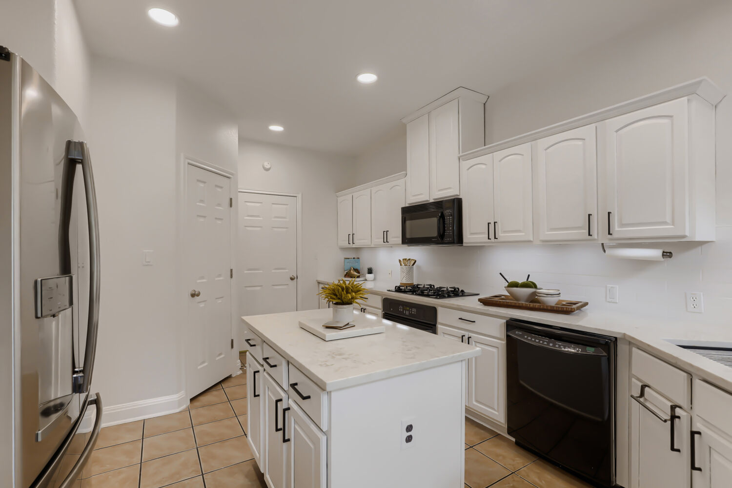 112 Aria Ridge Austin, TX 78738 - Photo 9 of 30 a view of a kitchen with electric appliances