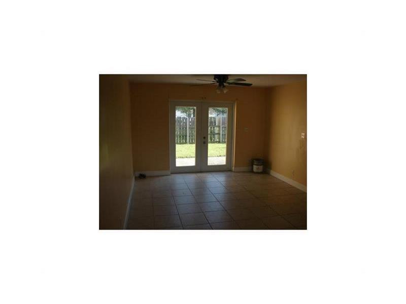 2500 Raleigh Street Hollywood, FL 33020 - Photo 3 of 4 Exterior Front