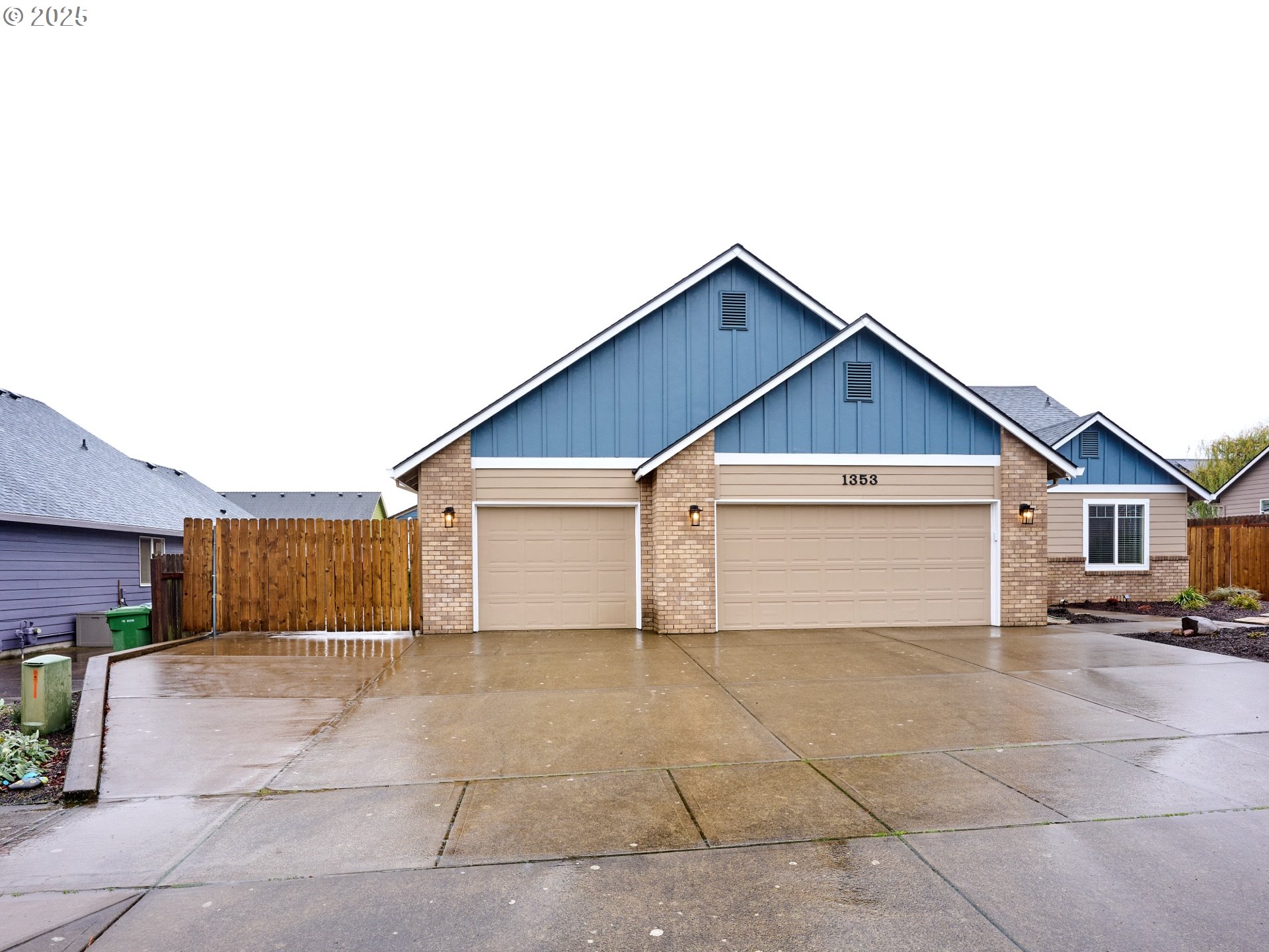 1353 Jodi Drive Silverton, OR 97381 - Photo 33 of 48 a view of garage and yard