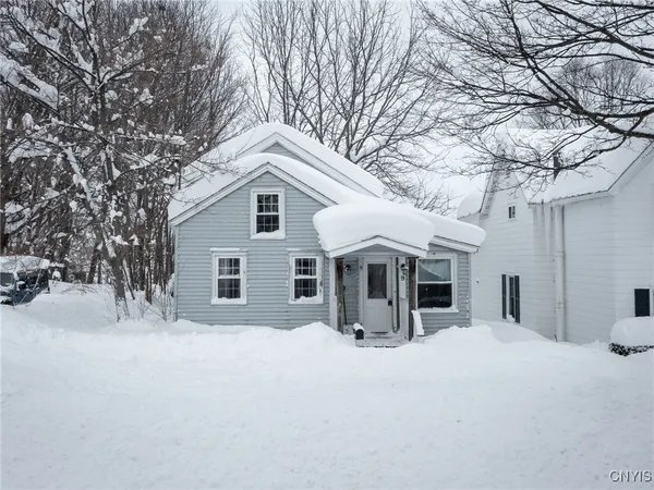 $89,900 | 9 Varick Street, Oswego, NY 13126