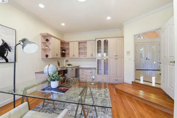 $6,899,000 | 12800 Clausen Court, Los Altos Hills, CA 94024