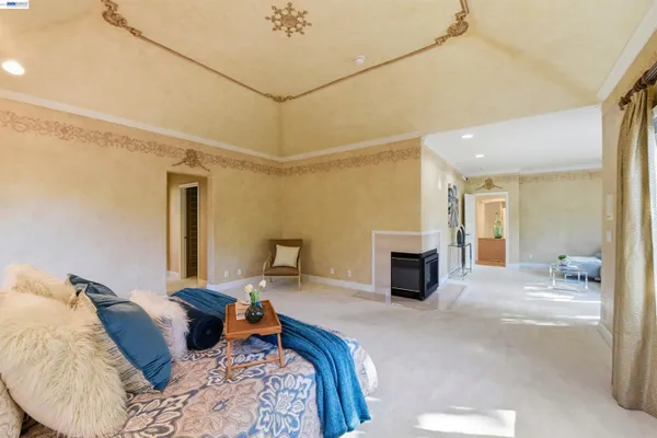 $6,899,000 | 12800 Clausen Court, Los Altos Hills, CA 94024